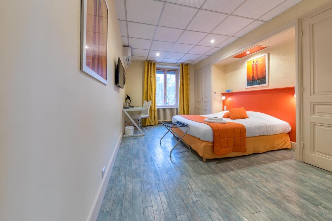 Hotel La Commanderie De Champarey Bourgoin-Jallieu Exteriér fotografie