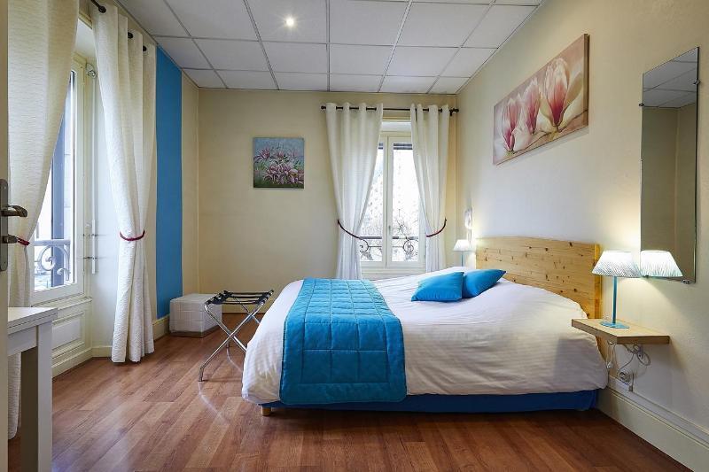 Hotel La Commanderie De Champarey Bourgoin-Jallieu Exteriér fotografie